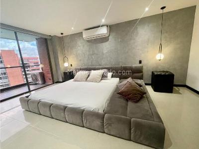 Apartamento de 5 alcobas en venta en El Poblado, Medellín, 270 m² · foto 13 de 19
