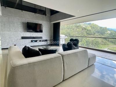 Apartamento de 5 alcobas en venta en El Poblado, Medellín, 270 m² · foto 2 de 19