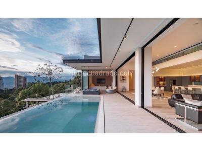Casa de 4 alcobas en venta en El Poblado, Medellín, 1500 m² · foto 3 de 18