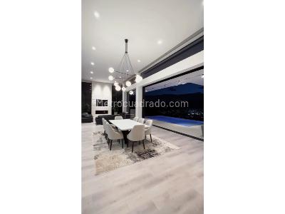 Casa de 4 alcobas en venta en El Poblado, Medellín, 1500 m² · foto 11 de 18