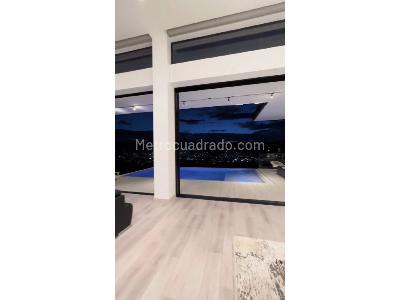 Casa de 4 alcobas en venta en El Poblado, Medellín, 1500 m² · foto 13 de 18
