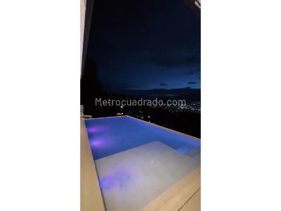 Casa de 4 alcobas en venta en El Poblado, Medellín, 1500 m² · foto 15 de 18