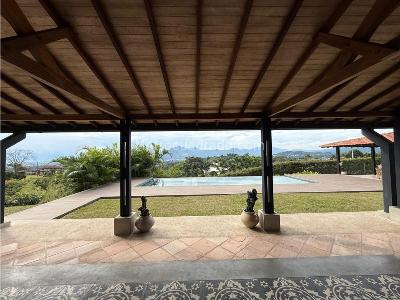 Casa de 5 alcobas en arriendo en Tribunas, Pereira · foto 11 de 20