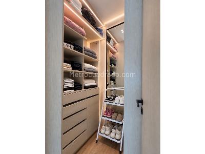 Casa de 4 alcobas en venta en El Poblado, Medellín, 595 m² · foto 18 de 20