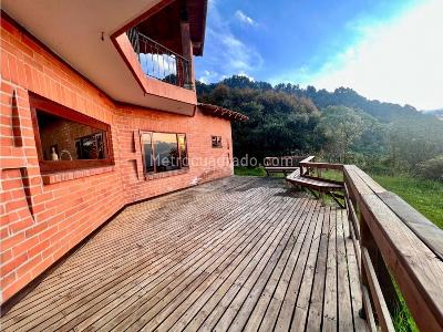Casa de 4 alcobas en venta en Las Palmas, Medellín · foto 18 de 20