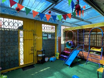 Casa de 3 alcobas en venta en Villa Claudia, Bogotá, 212 m² · foto 2 de 20
