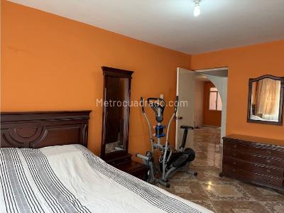 Casa de 5 alcobas en venta en Casablanca, Bogotá, 90 m² · foto 5 de 20