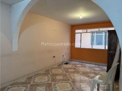 Casa de 5 alcobas en venta en Casablanca, Bogotá, 90 m² · foto 9 de 20
