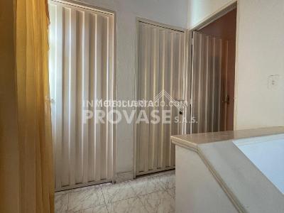 Casa de 5 alcobas en venta en San Eduardo, Cúcuta, 290 m² · foto 13 de 20