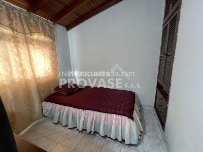 Casa de 5 alcobas en venta en San Eduardo, Cúcuta, 290 m² · foto 16 de 20