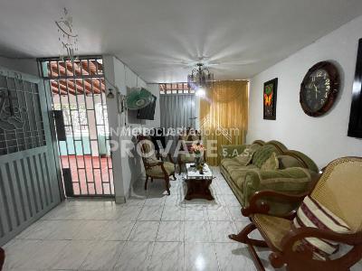 Casa de 5 alcobas en venta en San Eduardo, Cúcuta, 290 m² · foto 6 de 20