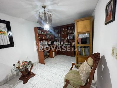 Casa de 5 alcobas en venta en San Eduardo, Cúcuta, 290 m² · foto 7 de 20