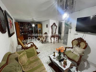 Casa de 5 alcobas en venta en San Eduardo, Cúcuta, 290 m² · foto 8 de 20