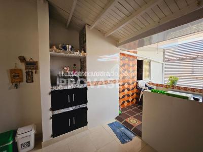 Casa de 5 alcobas en venta en Tasajero, Cúcuta, 90 m² · foto 9 de 14