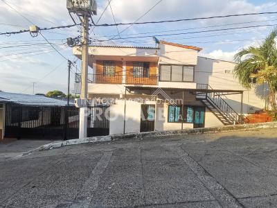 Casa en venta en San Luis, Cúcuta · foto 2 de 17