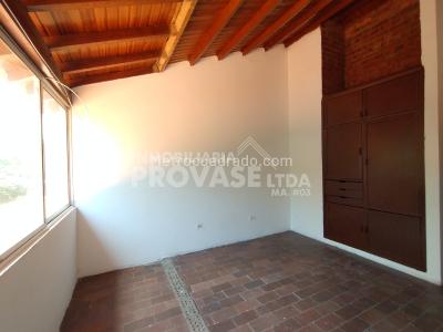 Casa de 4 alcobas en venta en Av Libertadores, Cúcuta, 136 m² · foto 13 de 18