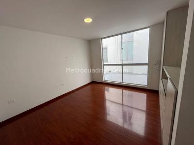 Casa de 3 alcobas en venta en Anillo Vial, Cúcuta, 230 m² · foto 12 de 20