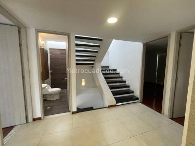 Casa de 3 alcobas en venta en Anillo Vial, Cúcuta, 230 m² · foto 4 de 20