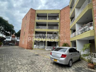 Apartamento de 3 alcobas en venta en El Rosal, Cúcuta, 100 m² · foto 2 de 20