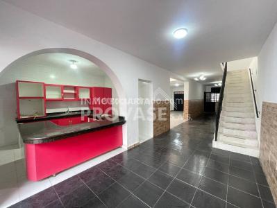 Casa de 3 alcobas en venta en Lleras Restrepo, Cúcuta, 185 m² · foto 10 de 20