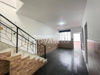 Casa de 3 alcobas en venta en Lleras Restrepo, Cúcuta, 185 m² · foto 8 de 20