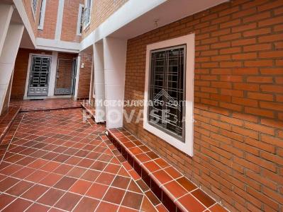 Casa en venta en San Luis, Cúcuta · foto 3 de 15