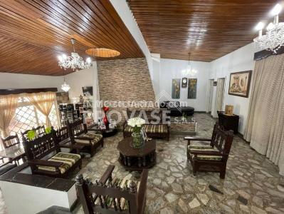 Casa de 5 alcobas en venta en Caobos, Cúcuta, 299 m² · foto 11 de 20