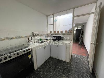 Casa de 5 alcobas en venta en Caobos, Cúcuta, 299 m² · foto 14 de 20