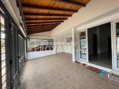 Casa de 3 alcobas en venta en Escobal, Cúcuta, 185 m² · foto 2 de 20