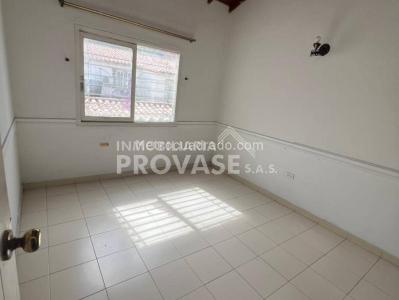 Casa de 3 alcobas en venta en La Castellana, Cúcuta, 240 m² · foto 11 de 19
