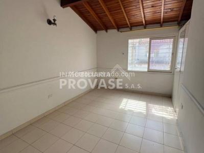 Casa de 3 alcobas en venta en La Castellana, Cúcuta, 240 m² · foto 12 de 19