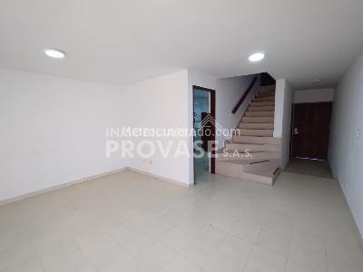 Casa de 3 alcobas en venta en La Playa, Cúcuta, 180 m² · foto 2 de 18