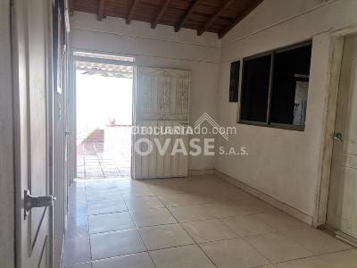 Casa de 5 alcobas en venta en Carora, Cúcuta, 360 m² · foto 15 de 20