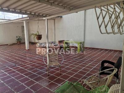 Casa de 5 alcobas en venta en Carora, Cúcuta, 360 m² · foto 17 de 20
