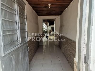 Casa de 5 alcobas en venta en Carora, Cúcuta, 360 m² · foto 2 de 20