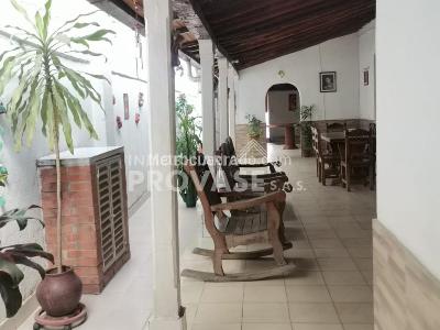 Casa de 5 alcobas en venta en Carora, Cúcuta, 360 m² · foto 8 de 20