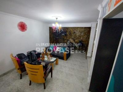 Casa de 3 alcobas en venta en La Castellana, Cúcuta, 260 m² · foto 3 de 14