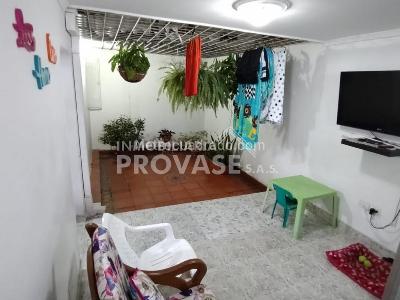Casa de 3 alcobas en venta en La Castellana, Cúcuta, 260 m² · foto 4 de 14