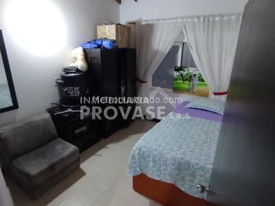 Casa de 3 alcobas en venta en La Castellana, Cúcuta, 260 m² · foto 9 de 14