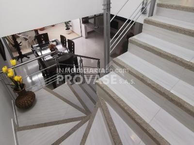 Casa de 4 alcobas en venta en Prados Del Este, Cúcuta, 174 m² · foto 10 de 20