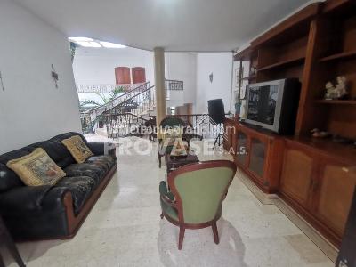 Casa de 5 alcobas en venta en Caobos, Cúcuta, 780 m² · foto 11 de 20