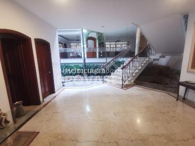 Casa de 5 alcobas en venta en Caobos, Cúcuta, 780 m² · foto 6 de 20