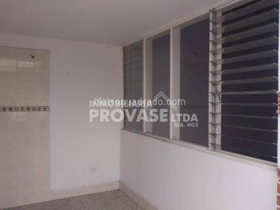 Casa de 4 alcobas en venta en Quinta Oriental, Cúcuta, 178 m² · foto 10 de 11