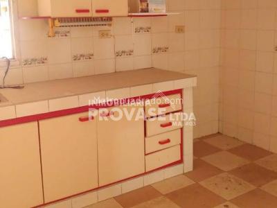 Casa de 4 alcobas en venta en Quinta Oriental, Cúcuta, 178 m² · foto 6 de 11