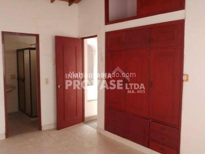 Casa de 4 alcobas en venta en Quinta Oriental, Cúcuta, 178 m² · foto 9 de 11