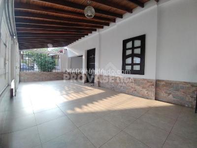 Casa en venta en Quinta Oriental, Cúcuta · foto 3 de 20
