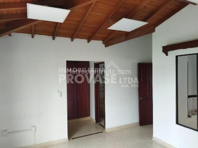 Casa de 4 alcobas en venta en El Rosal, Cúcuta, 260 m² · foto 10 de 20
