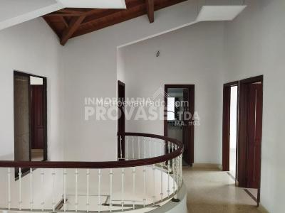 Casa de 4 alcobas en venta en El Rosal, Cúcuta, 260 m² · foto 13 de 20