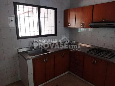Casa de 4 alcobas en venta en El Rosal, Cúcuta, 260 m² · foto 6 de 20