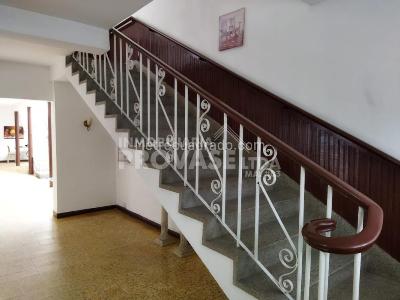 Casa de 5 alcobas en venta en Popular, Cúcuta, 331 m² · foto 10 de 20